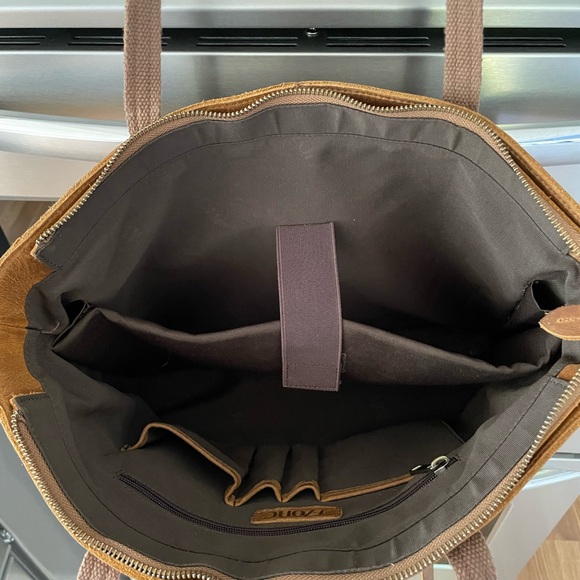 Leather Tote Distressed - Picture 5 of 9